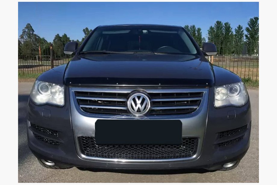 Volkswagen Touareg 2002–2010 гг. Дефлектор капота (SIM) Image
