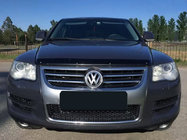 Volkswagen Touareg 2002–2010 гг. Дефлектор капота (SIM) фото 1
