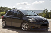 Toyota Auris 2007-2012 гг. Ветровики на окна (4 шт, SIM) фото 1