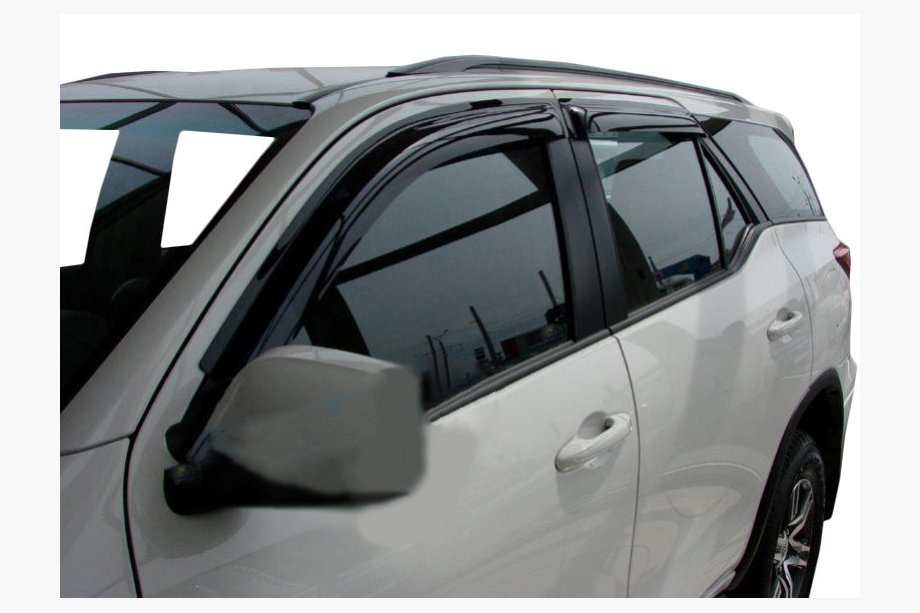 Toyota Fortuner 2015- гг. Ветровики на окна (4 шт, SIM) Image
