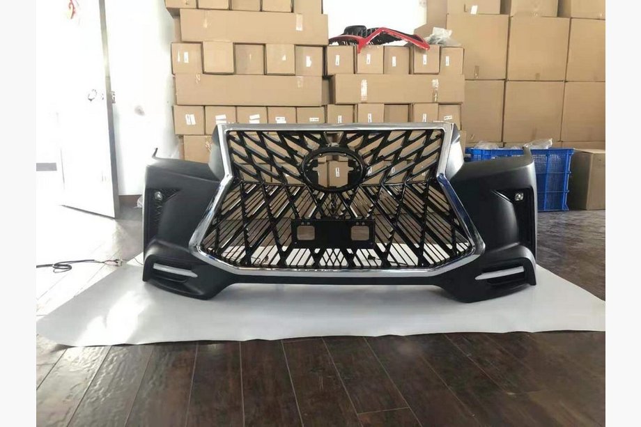 Toyota Hilux 2015- гг. Передний бампер Lexus-design V1 (для 2015-2020) Image