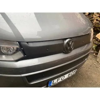 Зимняя накладка на верхнюю решетку радиатора Volkswagen T5 2010-2015 гг. фото 2