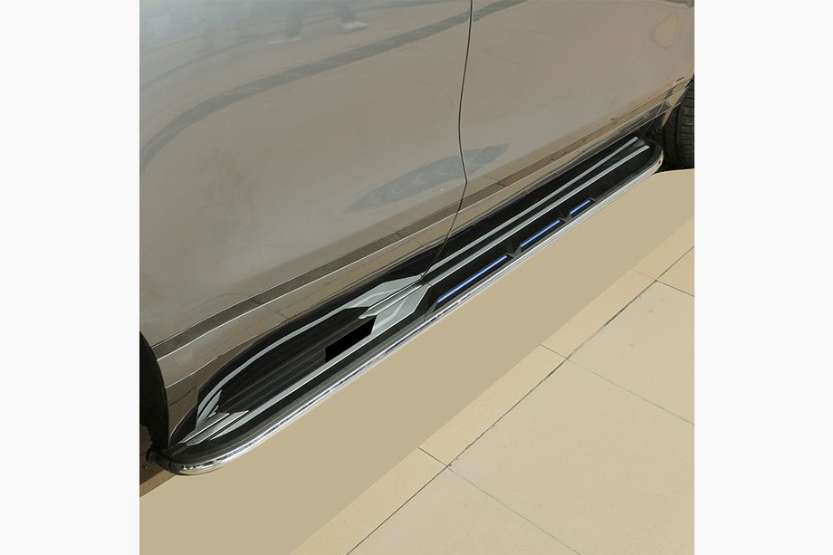 Range Rover Velar 2017- гг. Боковые Подножки OEM V2 (2 шт) Image
