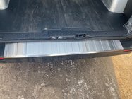 Opel Vivaro 2015-2019 гг. Накладка на задний бампер OmsaLine Нержавейка фото 5