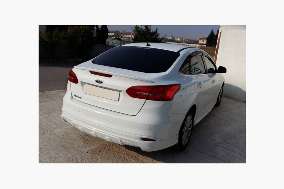 Ford Focus III 2011-2017 гг. Накладка на задний бампер Sedan 2015↗ (грунтованная под покраску) Image