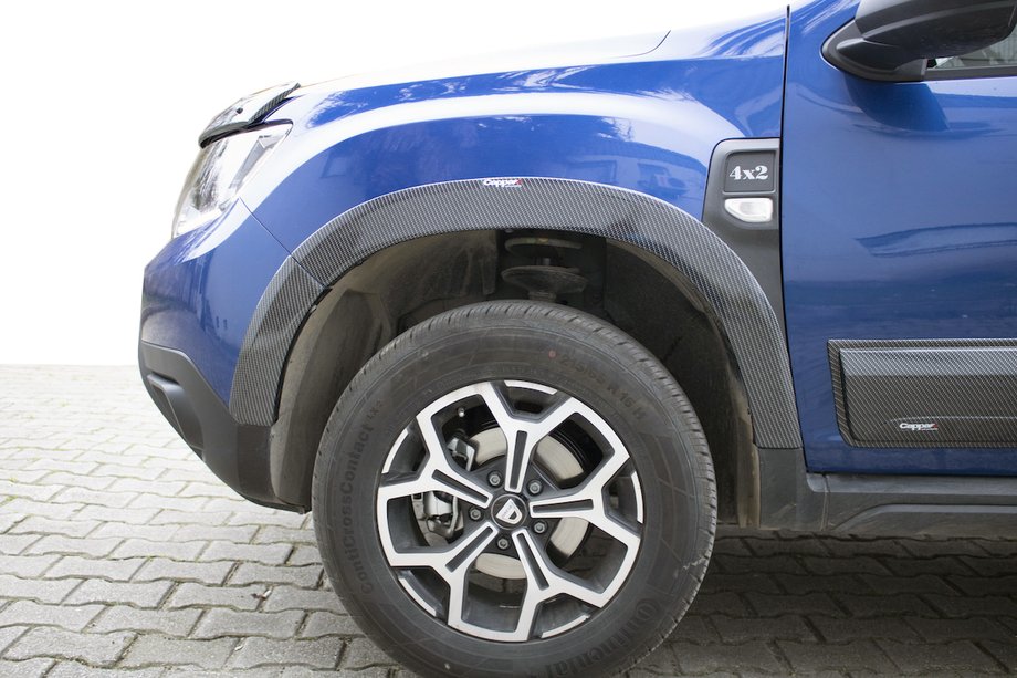 Renault Duster 2018-2024 гг. Широкие расширители арок (8 шт, ABS, под карбон) Image