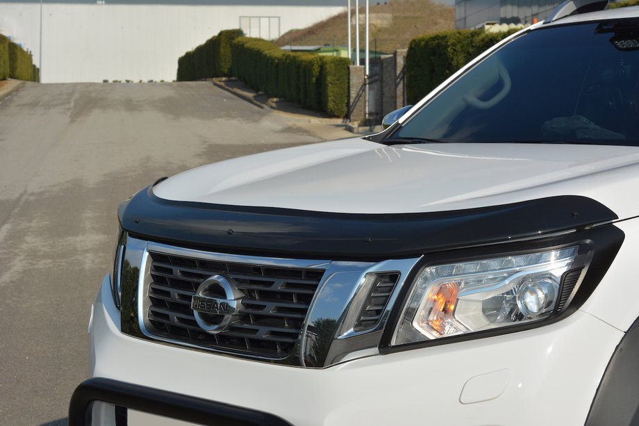 Nissan Navara/NP300 2016- гг. Дефлектор капота (EuroCap) Image