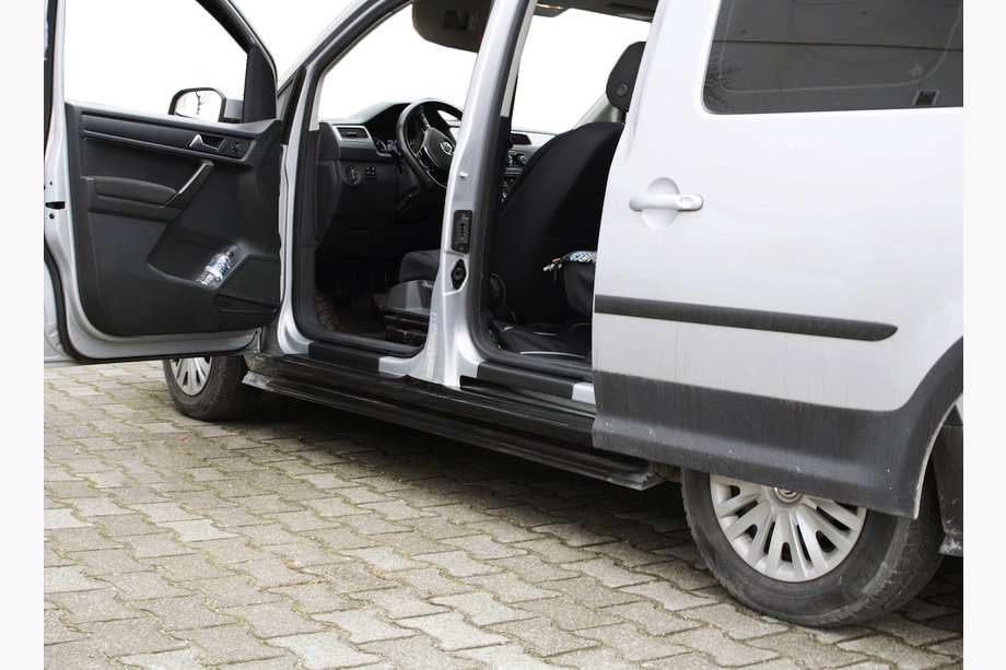 Volkswagen Caddy 2015-2020 гг. Накладки на пороги EuroCap (2 шт., ABS) Image