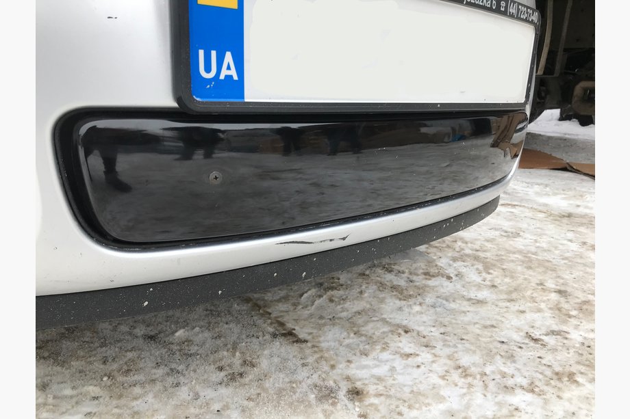 Skoda Roomster 2006-2015 гг. Зимняя накладка на решетку радиатора (2007-2010, нижняя) Глянцевая Image