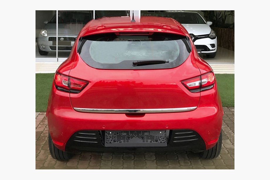 Renault Clio V 2019- гг. Накладка на багажник нержавейка OmsaLine - Итальянская Нержавейка Image