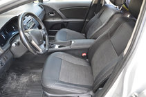 Toyota Avensis 2009-2018 гг. Авточехлы (Эко-кожа, Замена Алькантары) фото 1