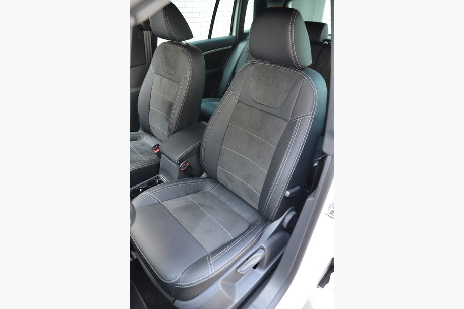 Volkswagen Tiguan 2007-2016 гг. Авточехлы SoyuzAuto Leather Style Image