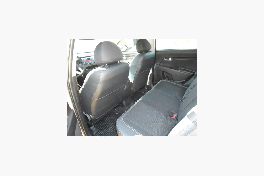 Kia Sportage 2010-2015 гг. Авточехлы (Эко-кожа↗Ткань, Premium) Image