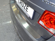 Chevrolet Cruze 2009–2015 гг. Накладка на задний бампер Nataniko (нержавейка) Хэтчбек фото 1