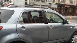 Daihatsu Terios 2006-2017 гг. Накладка на ветровик (2 шт, нержавейка) фото 3