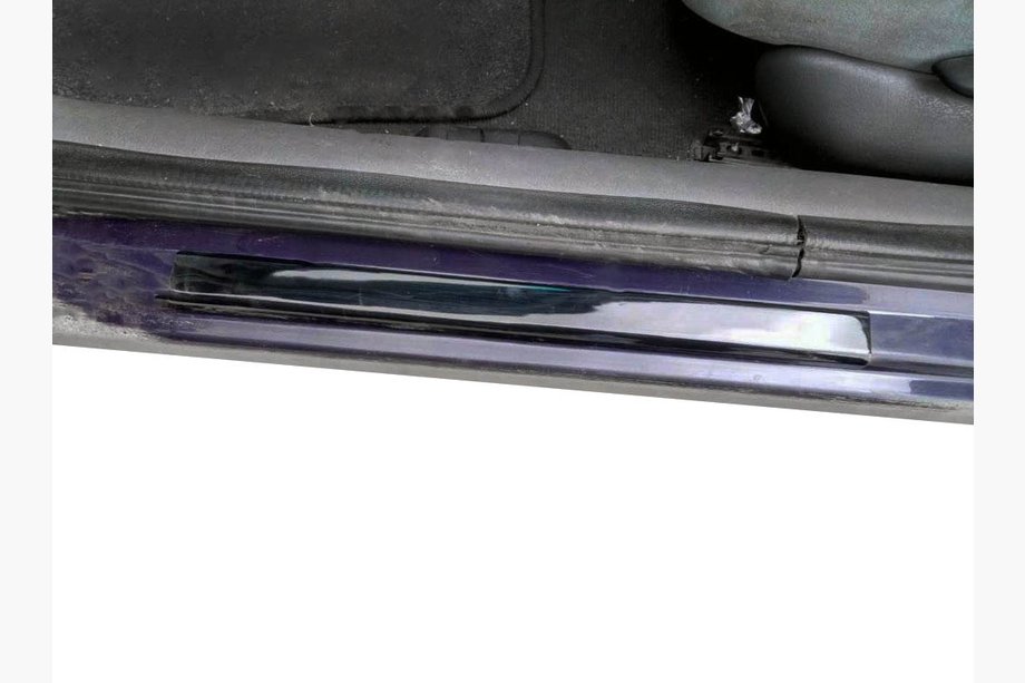 Renault Laguna 1994-2001 гг. Накладки на пороги (2 шт., ABS) Image