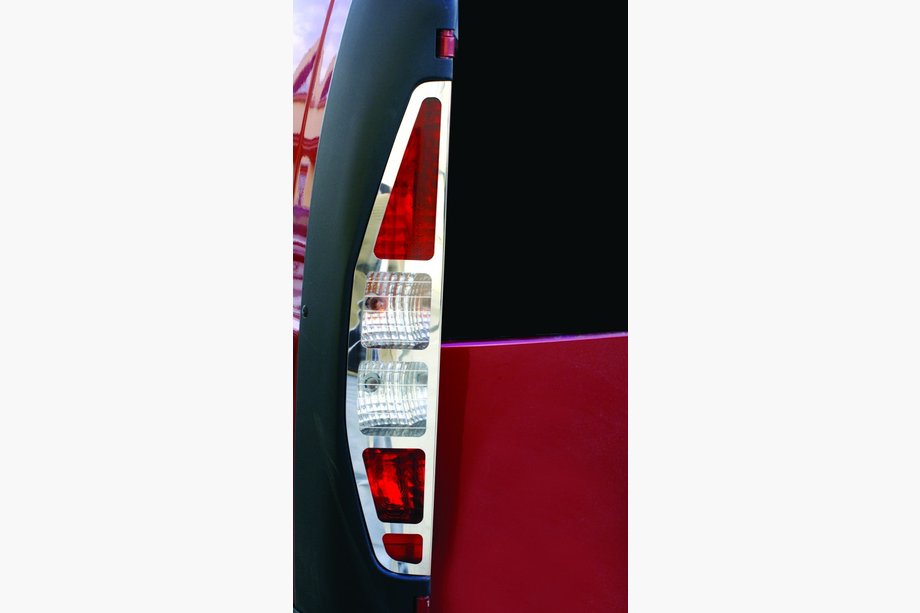 Fiat Doblo I 2001-2005 гг. Хромированные накладки на задние фонари (2 шт, нержавейка) Фото 4