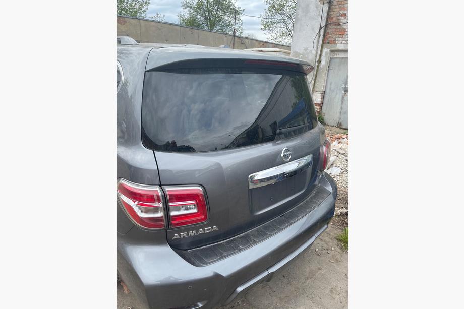 Nissan Armada 2016-2024 гг. Крышка багажника (Оригинал 2019) Image