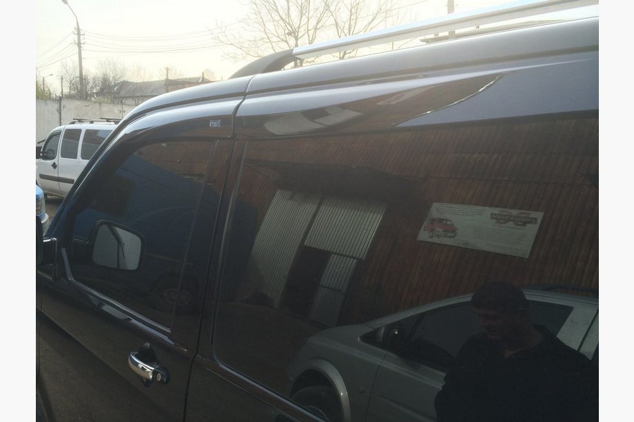 Volkswagen T5 2010-2015 гг. Ветровики на окна (4 шт., Sunplex Sport) Фото 6