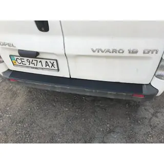Накладка на задний бампер DDU (ABS) Renault Trafic 2001–2015 гг. фото 2