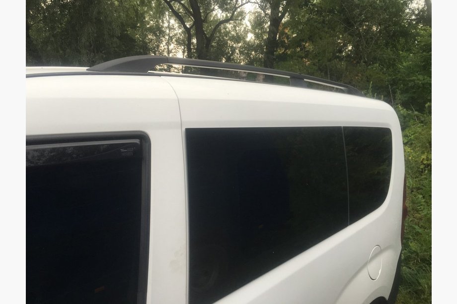Fiat Doblo II 2010-2022 гг. Черные рейлинги Стандарт, Металлические опоры Фото 7