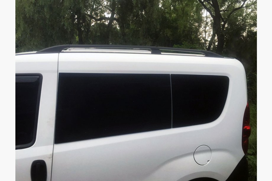 Opel Combo 2012-2018 гг. Черные рейлинги Image