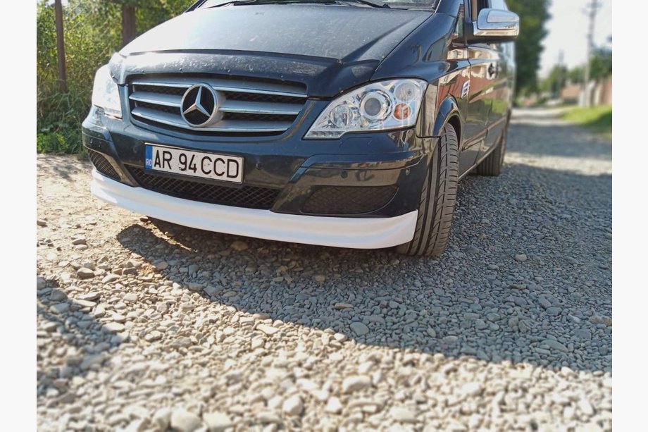 Mercedes Viano 2004-2014 гг. Передняя накладка 2010-2015 (грунт под покраску) Image