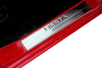 Ford Fiesta 2008-2017 гг. Накладки на пороги нержавейка Omsa 4 шт. фото 1