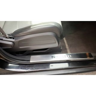 Накладки на пороги Carmos на верхнюю часть (нержавейка) Dodge Nitro 2006-2011 гг. фото 3