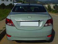 Hyundai Accent 2011-2017 гг. Хромированная накладка над номером (нержавейка) фото 1