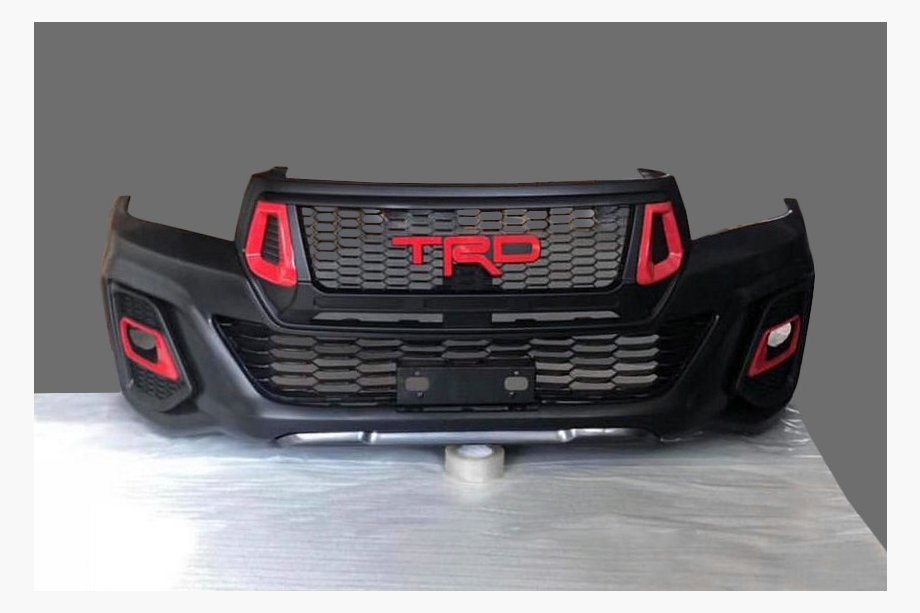 Toyota Hilux 2015- гг. Передний бампер TRD-design (для 2015-2020) Image