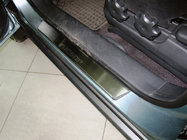 Hyundai Tucson JM 2004- гг. Накладки на пороги Nataniko (4 шт., нержавейка) Premium - Лента 3M, 0.8мм фото 1