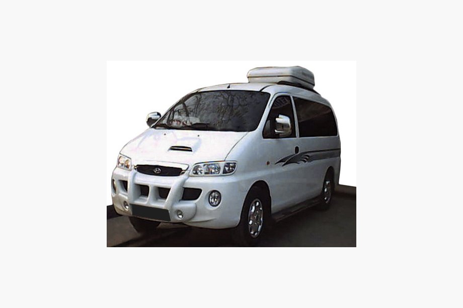 Hyundai H200, H1, Starex 1998-2007 гг. Центральная передняя губа с противотуманками (грунт под покраску) Image