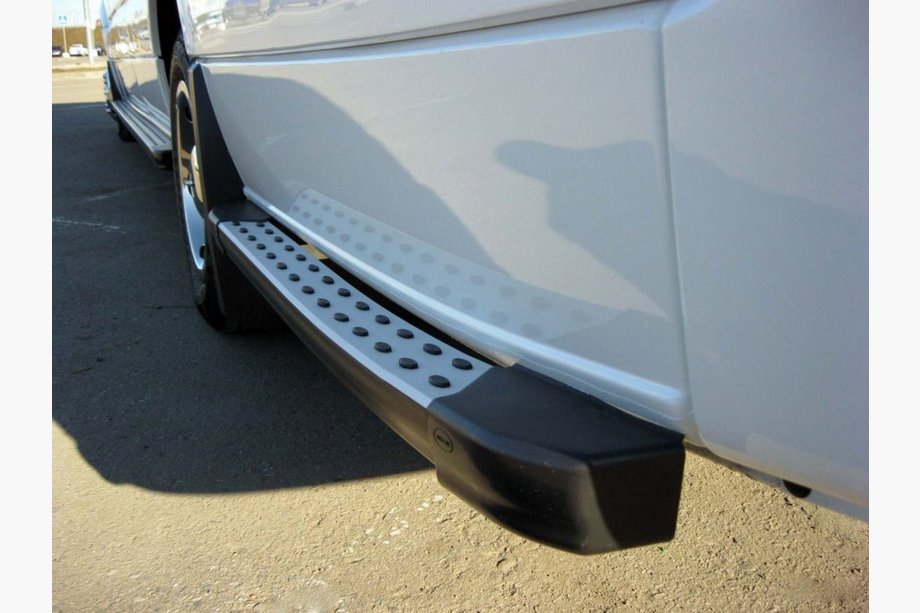 Volkswagen Crafter 2006-2016 гг. Боковые подножки за задним колесом DOT-Line (2 шт., алюминий) Image