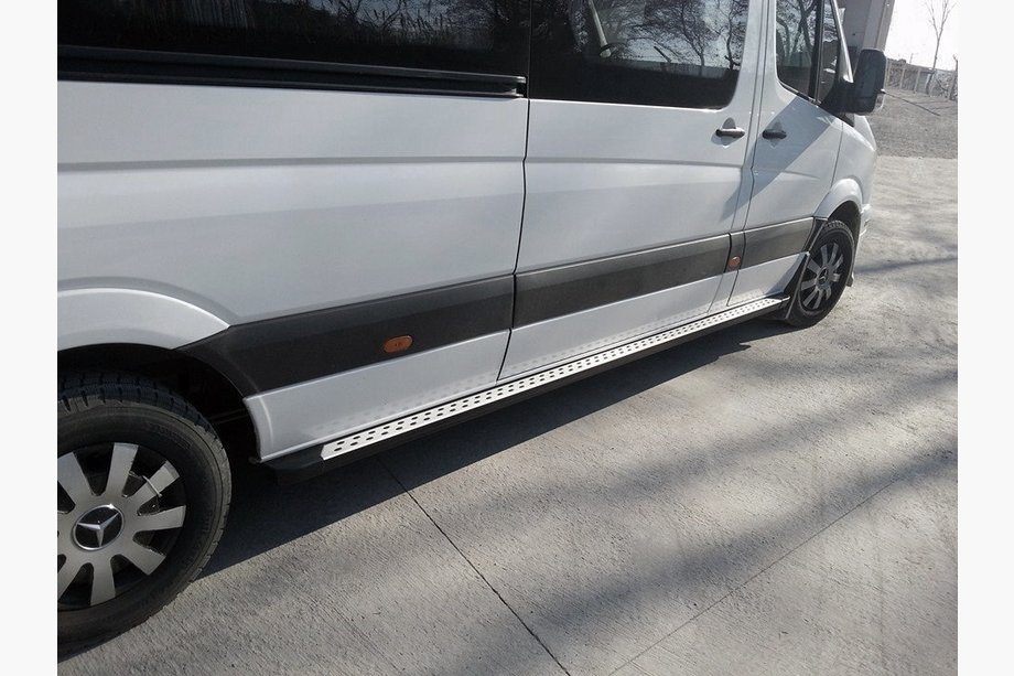 Mercedes Sprinter W906 2006–2018 гг. Боковые Подножки DOT-Line (2 шт., Алюминий) Image