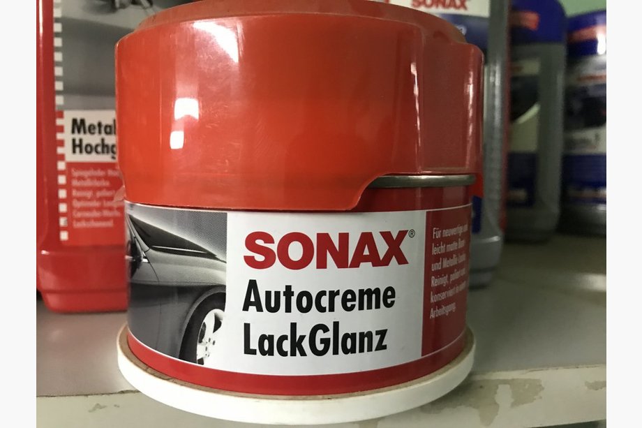 Защитная полироль Sonax для лакокрасочных поверхностей Image