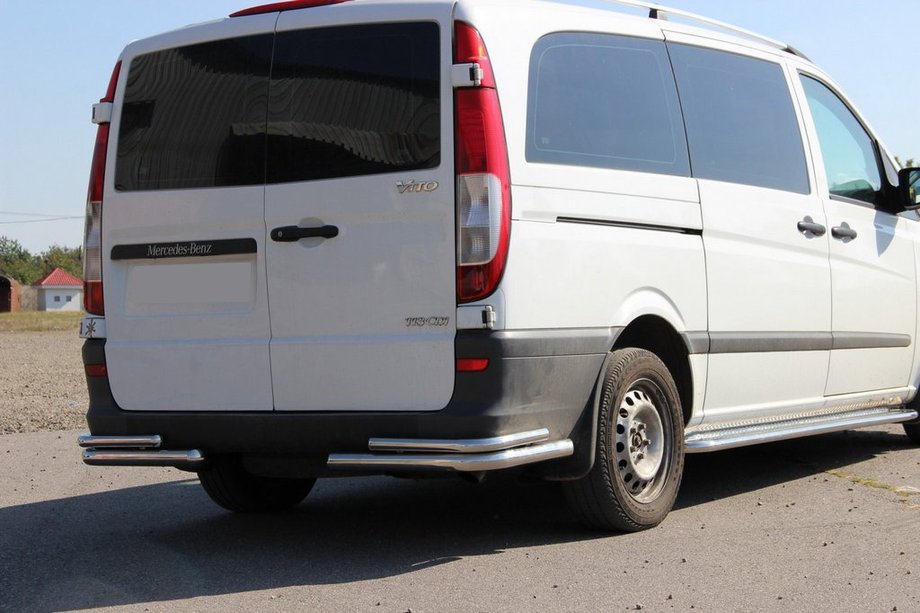 Mercedes Viano 2004-2014 гг. Задние уголки AK003-Double (2 шт., нержавейка) Image