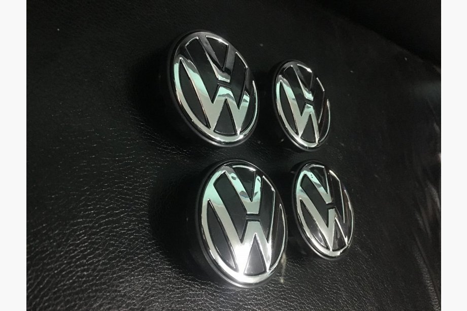 Volkswagen T6 2015-2024 гг. Колпачки на диски Titan (4 шт) Турция, 65 мм (внутренний) Фото 2