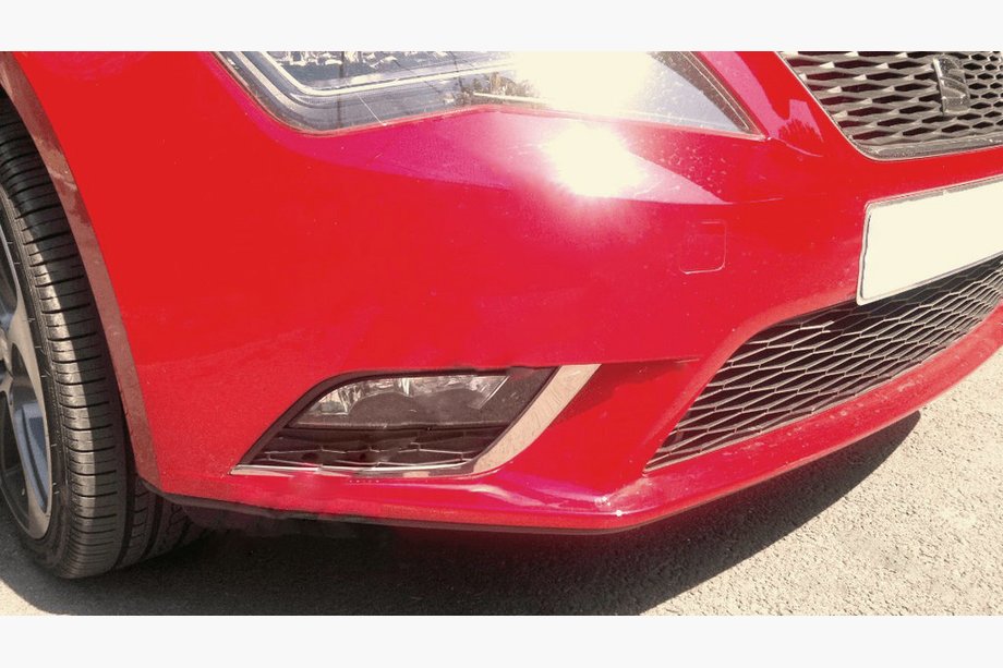 Seat Ibiza 2010-2017 гг. Хромированные накладки на противотуманные фары (нержавейка) Image