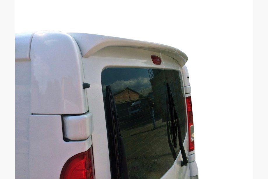 Renault Trafic 2001–2015 гг. Спойлер на распашную дверь Anatomik (грунтованный под покраску) Image