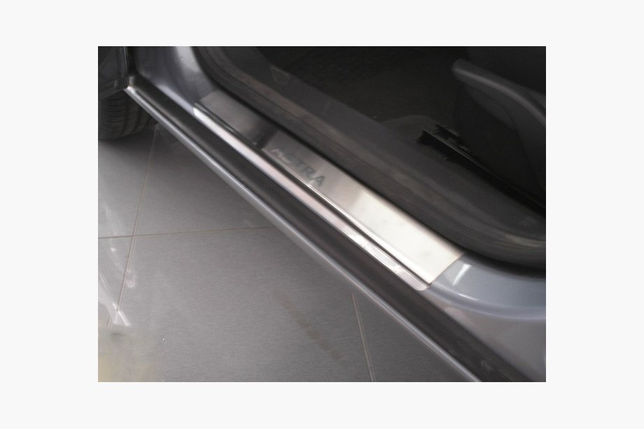 Opel Astra H 2004-2013 гг. Накладки на Пороги Nataniko (4 шт., Нержавейка) Premium - лента 3M, 0.8 мм Image