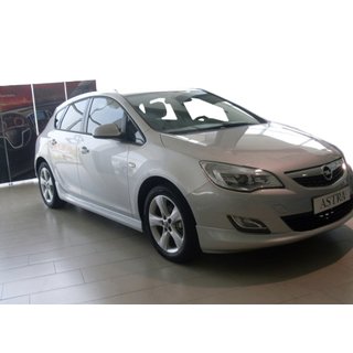 Боковые пороги HB/SW (грунтованные под покраску) Opel Astra J 2009-2015 гг. фото 3