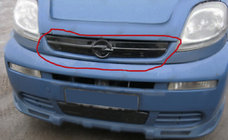 Opel Vivaro 2001–2015 гг. Зимняя накладка на решетку радиатора 2001-2007 (верхняя) Матовый фото 1