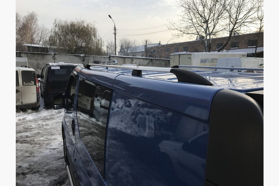 Nissan Primastar 2002-2014 гг. Хромированные Рейлинги Короткая база, Пластиковые ножки Фото 3