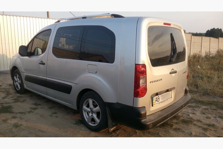 Citroen Berlingo 2008-2018 гг. Хромированные рейлинги С пластиковыми ножками Фото 5