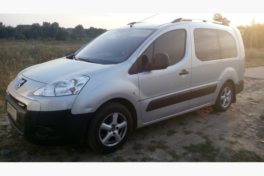 Citroen Berlingo 2008-2018 гг. Хромированные рейлинги С пластиковыми ножками Фото 6