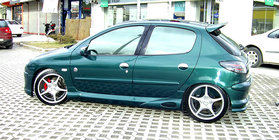 Peugeot 206 1998-2024 гг. Боковые пороги (грунтованные под покраску) фото 1
