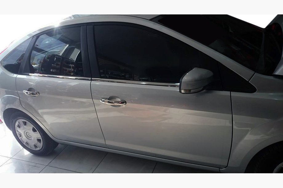 Ford Focus II 2008-2011 гг. Наружные молдинги окон нержавейка (4 шт.) OmsaLine - Итальянская Нержавейка Image