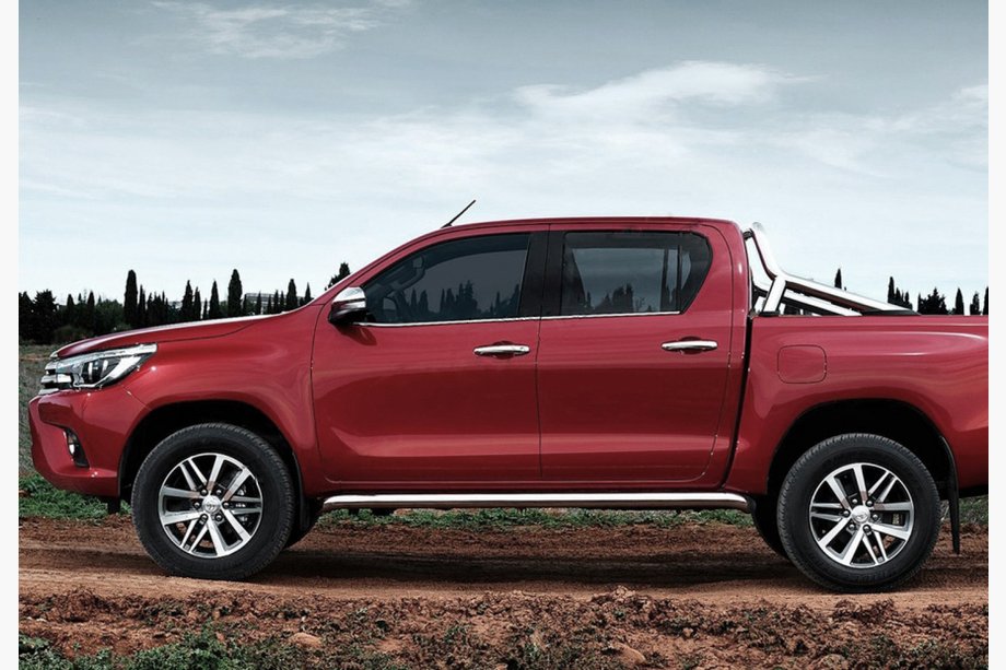 Toyota Hilux 2015- гг. Окантовка окон нержавейка (4 шт) Image