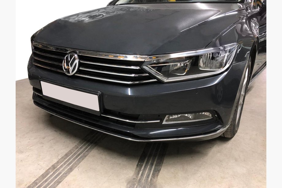 Volkswagen Passat B8 2015-2023 гг. Накладка на фары и декоративная планка (3 шт, нержавейка) Carmos - Турецкая Нержавеющая Сталь Фото 8